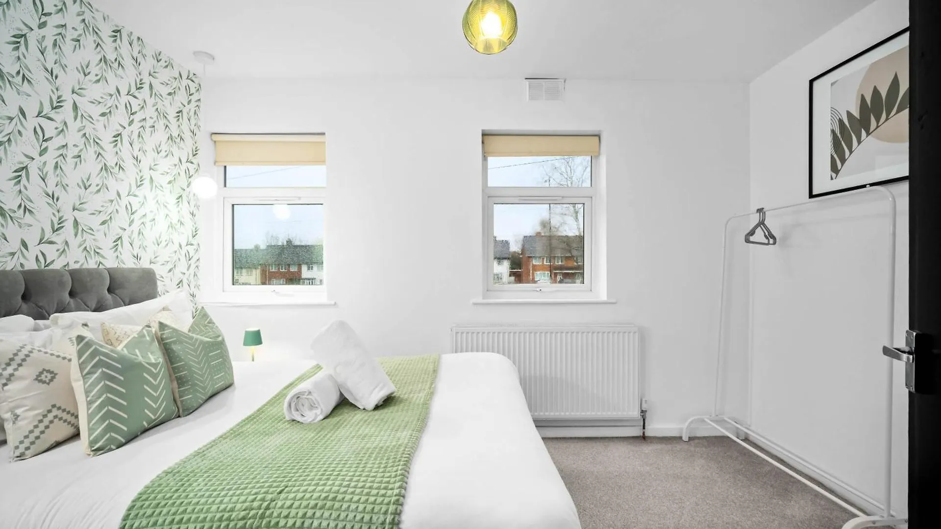 Holiday home 5 Bedrooms - 5 Bathrooms - Parking - Garden - 376 Birmingham