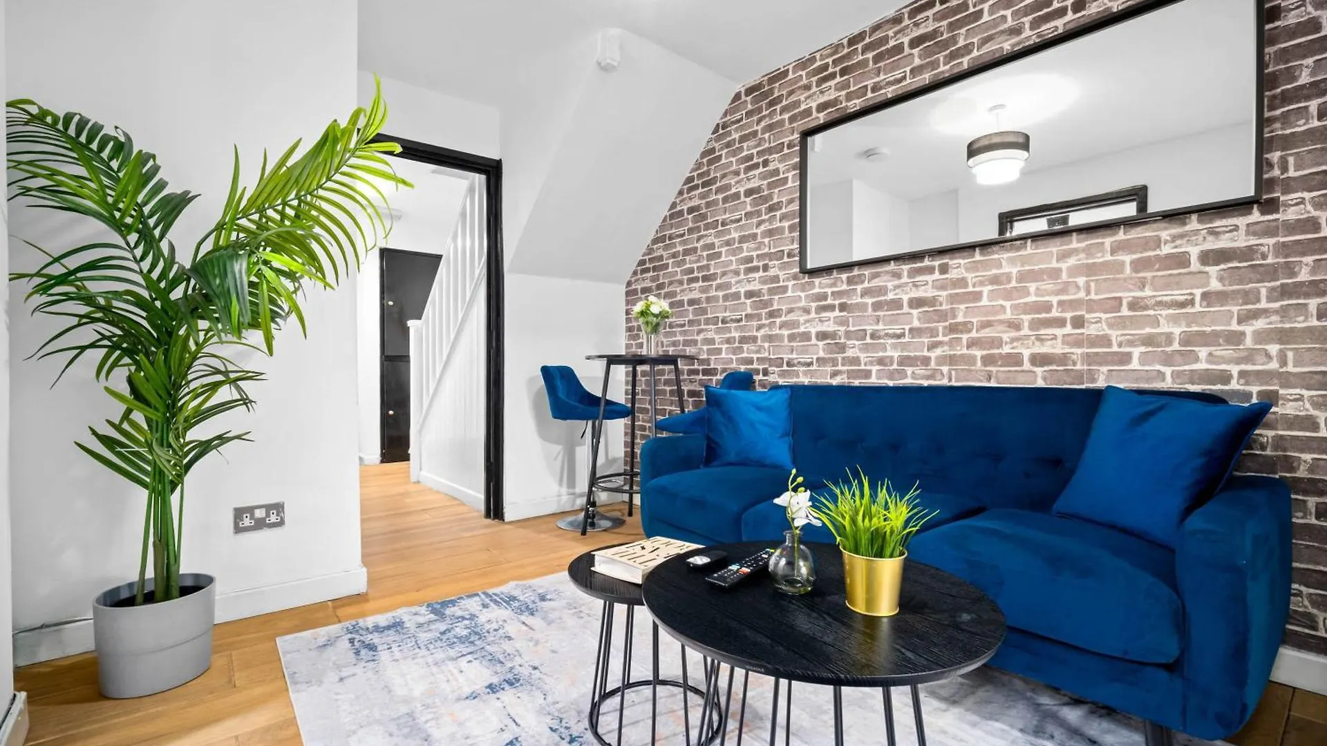 5 Bedrooms - 5 Bathrooms - Parking - Garden - 376 Birmingham Prázdninový dům